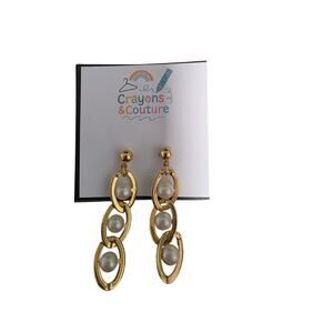 VTG Avon Faux Pearl Dangle Earrings Old Money Timeless Daily